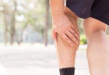 10 Calcium Deficiency Signs & Symptoms